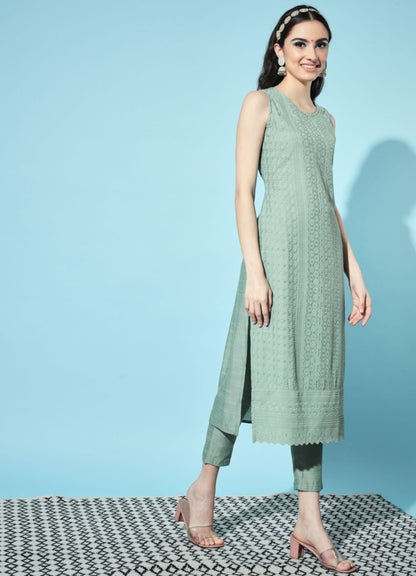 Women's  Embroidered Silk Blend Kurta Pyjama & Dupatta Set