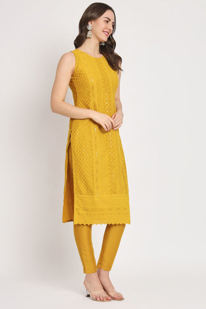 Women's  Embroidered Silk Blend Kurta Pyjama & Dupatta Set