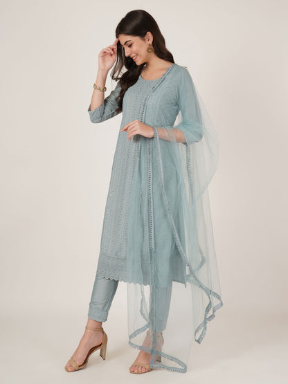 Women's  Embroidered Silk Blend  Kurta Pyjama & Dupatta Set