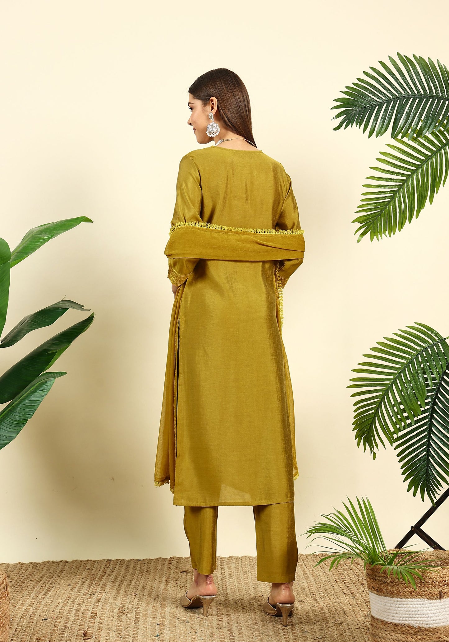 Women's Embroidered Silk Blend  Kurta Pyjama & Dupatta Set