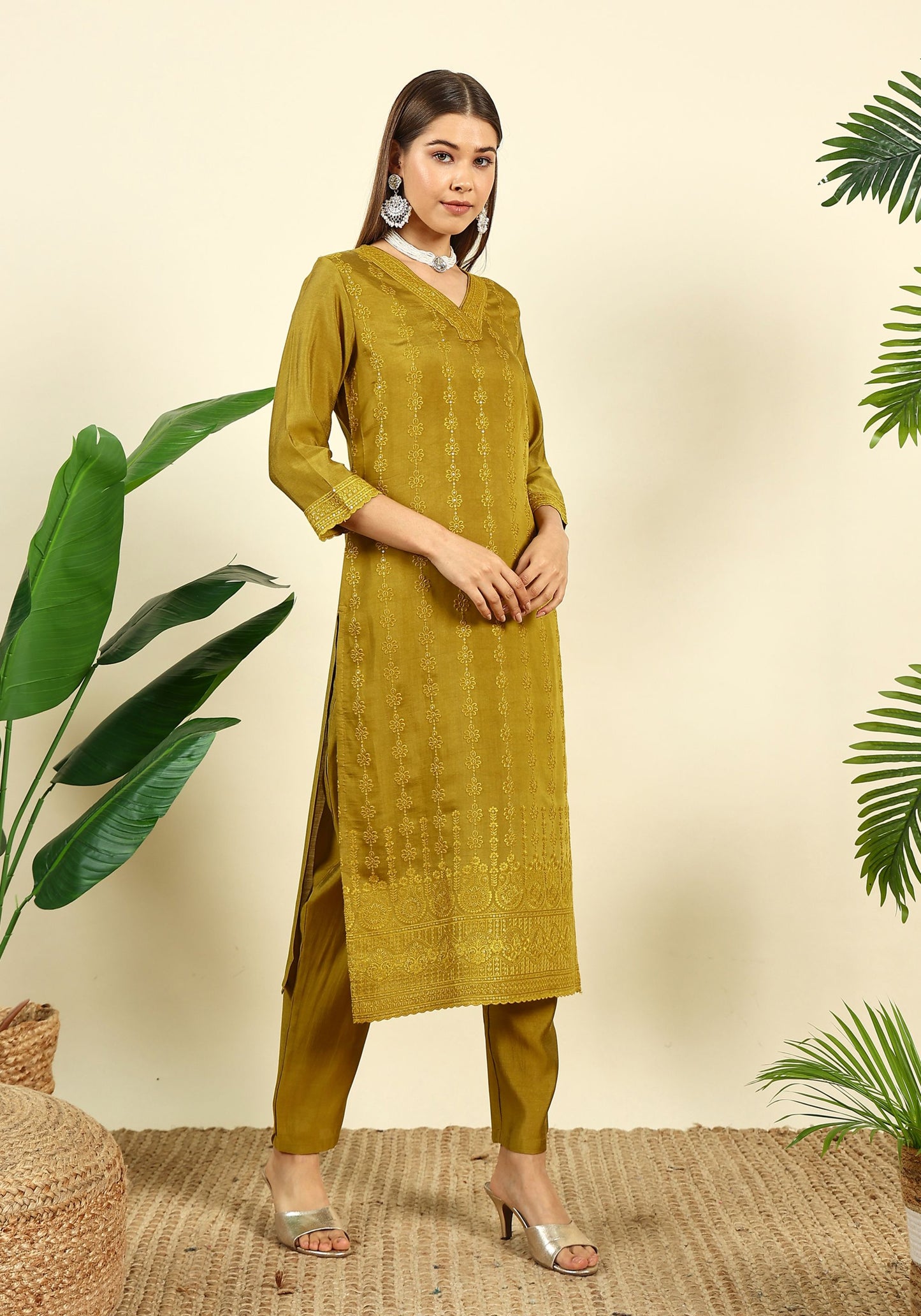 Women's Embroidered Silk Blend  Kurta Pyjama & Dupatta Set