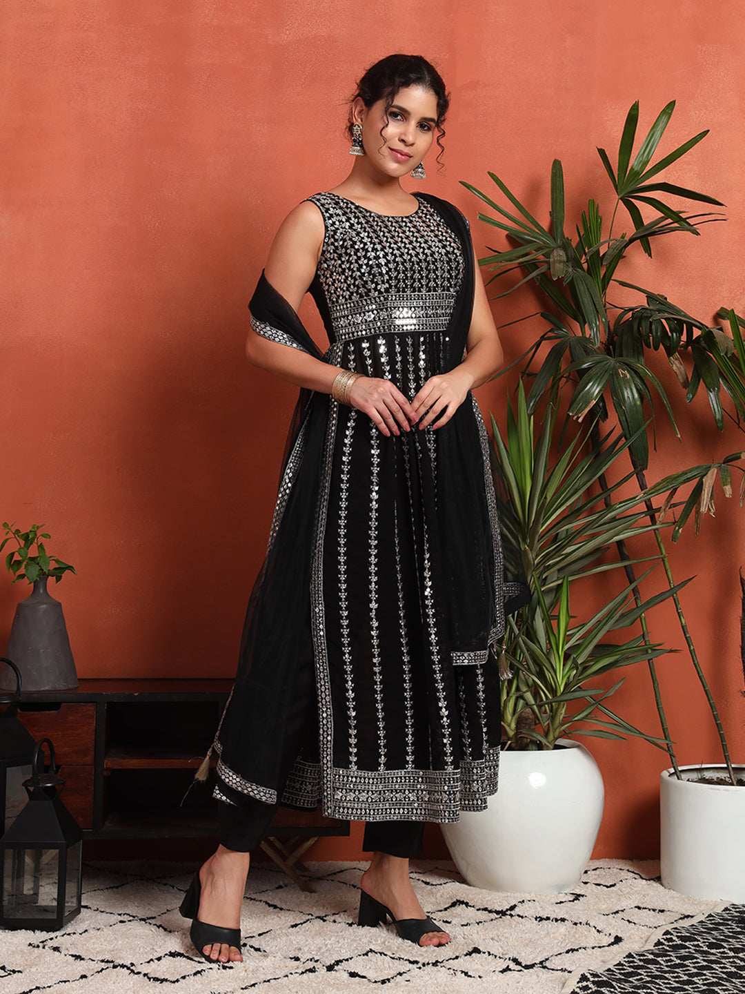 Women's Silver Embellished Georgette Kurta, Pyjama & Dupatta Set