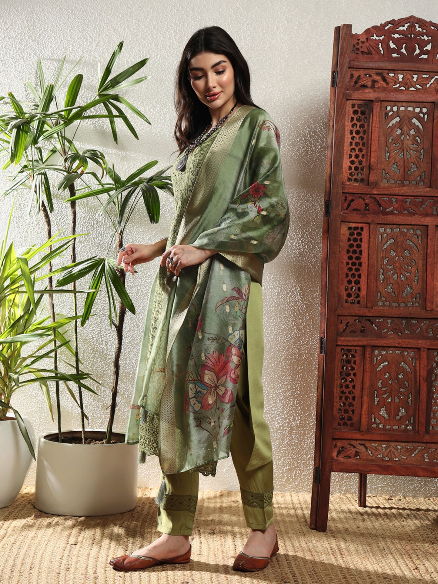 Olive Green Embroidered Viscose Women's Kurta, Pyjama & Dupatta Set