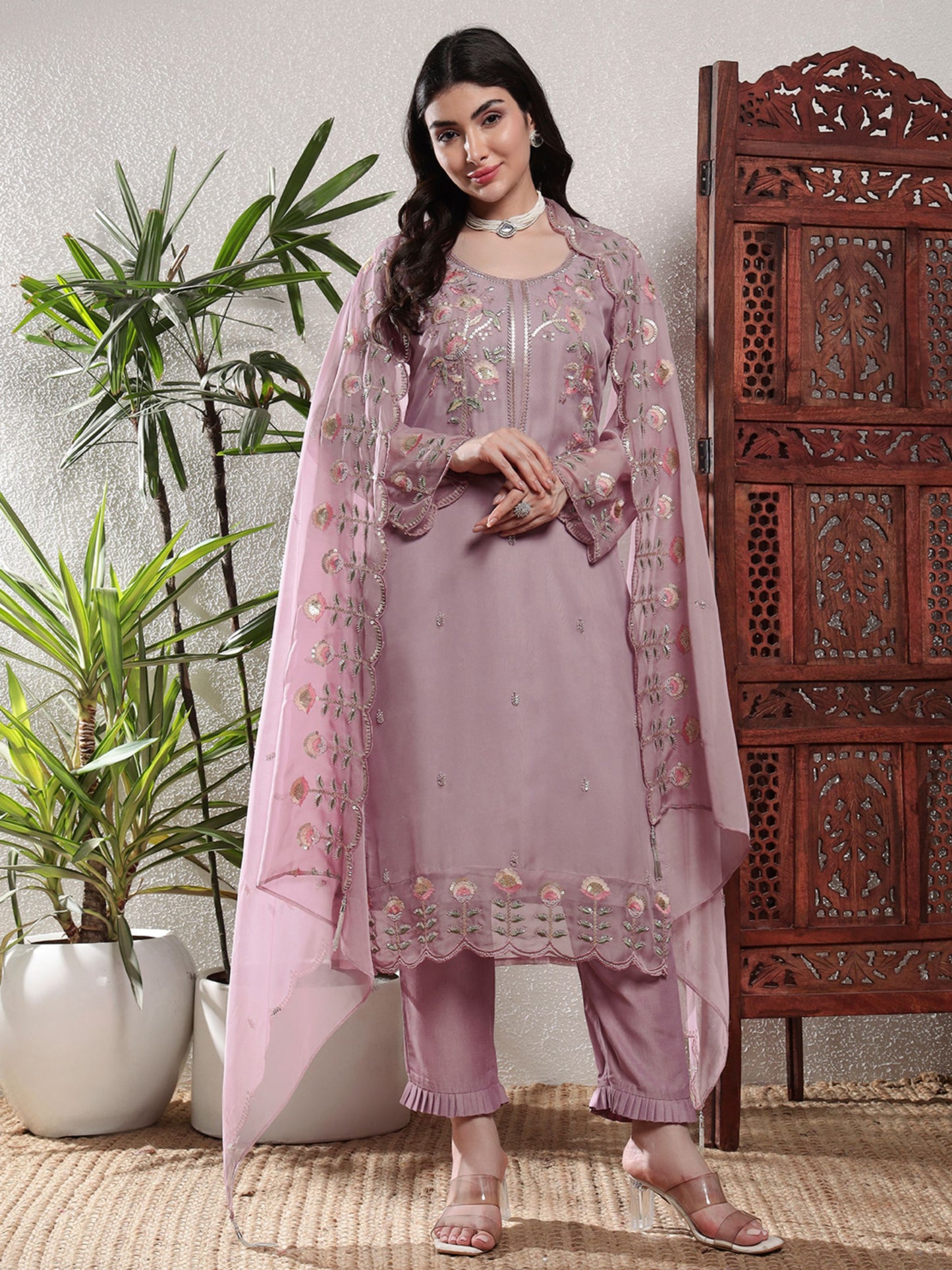 Lilac Purple Embroidered Silk Women's Kurta, Pyjama & Dupatta Set