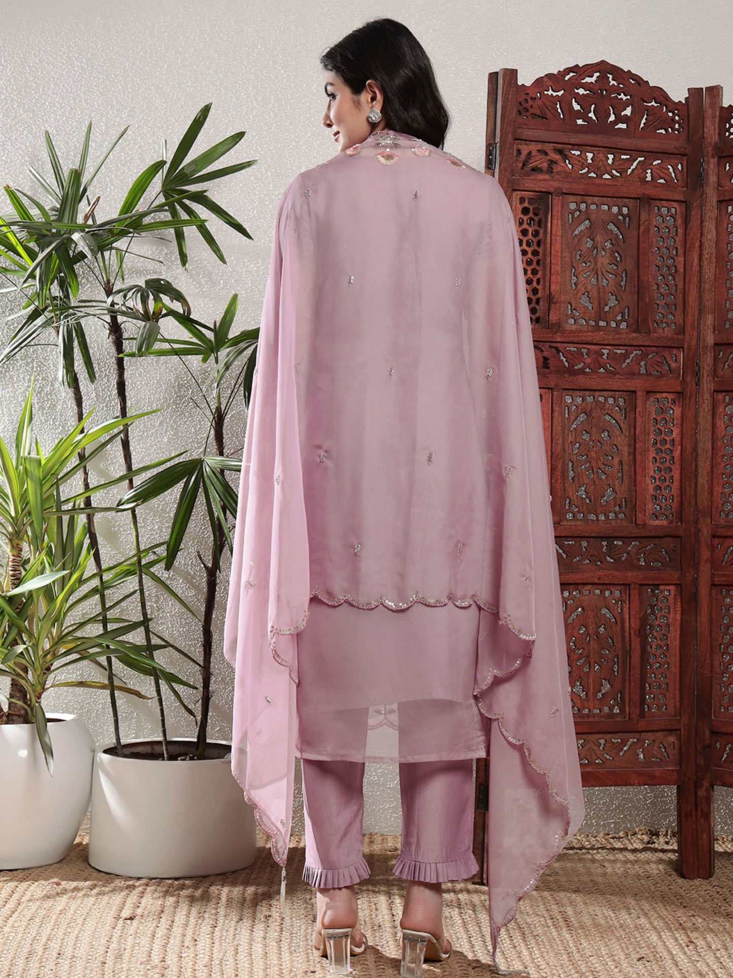 Lilac Purple Embroidered Silk Women's Kurta, Pyjama & Dupatta Set