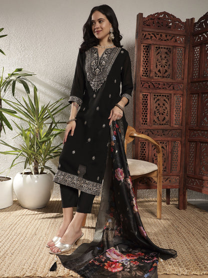Black Embroidered Silk Women's Kurta, Pyjama & Dupatta Set