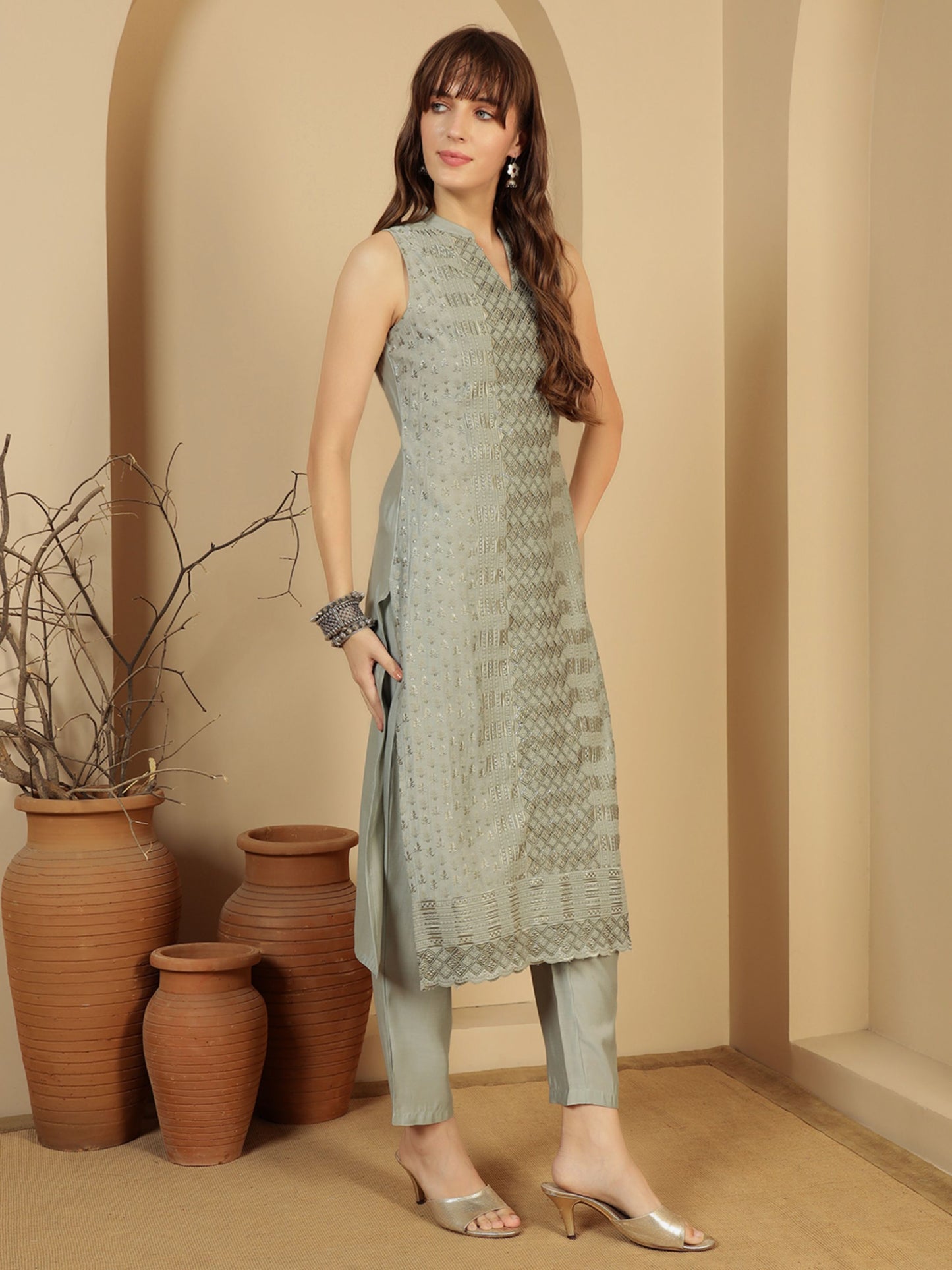 Sage Green Embroidered Silk Blend Women's Kurta, Pyjama & Dupatta Set